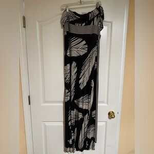 BCBG Maxi strapless dress